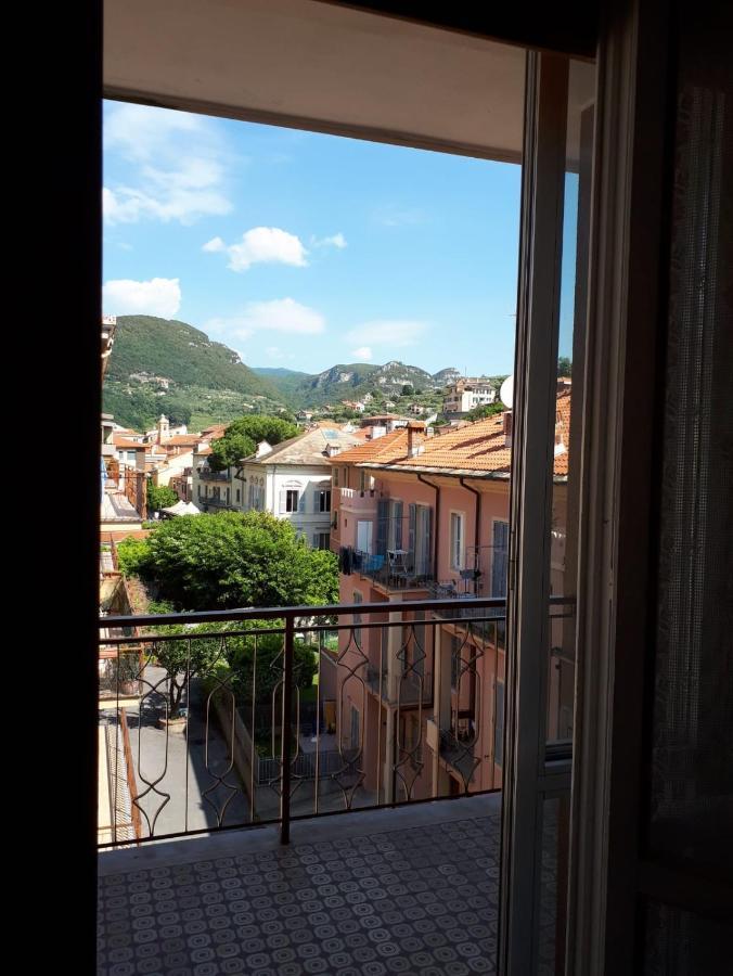 Vreni Lodge Finale Ligure Exterior foto